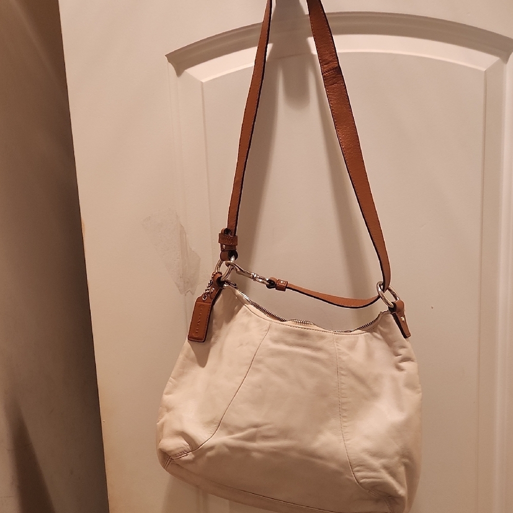 Coach Cream and Brown Shoulder Bag - Picture 3 of 5